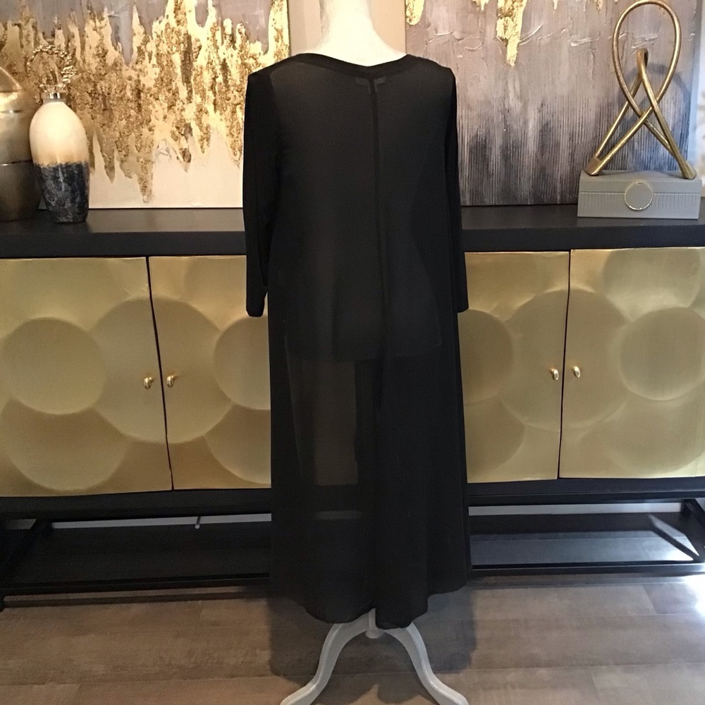 Black Hi Low Asymmetrical Top - Picture 8 of 8